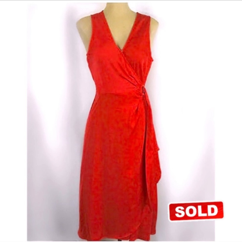 ✨SOLD ON MERCARI✨Mossimo Wrap Dress